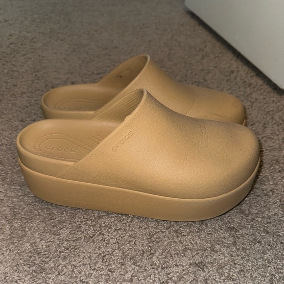 Women’s Croc platform clog - Picture 4 of 4